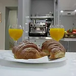 Freddy's מלון 3*