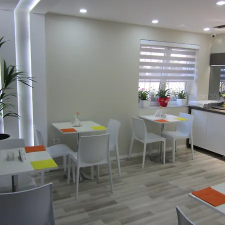 Freddy's Hotell Tirana