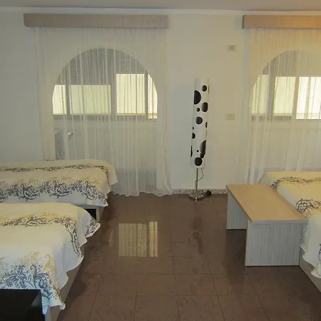 Freddy'S Hotel 3* Tirana