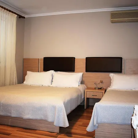Hotel Freddy'S Hotel Tirana