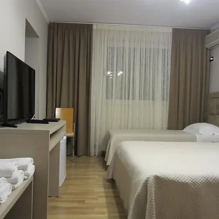 Freddy's Hotel Tirana