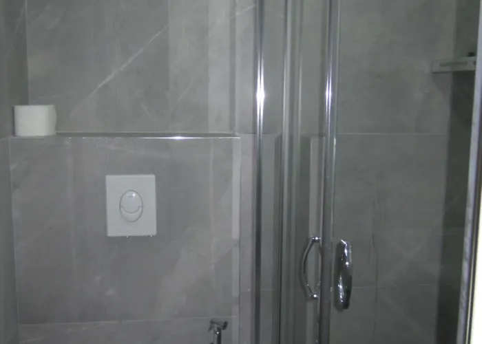 Hotel Freddy's Tirana