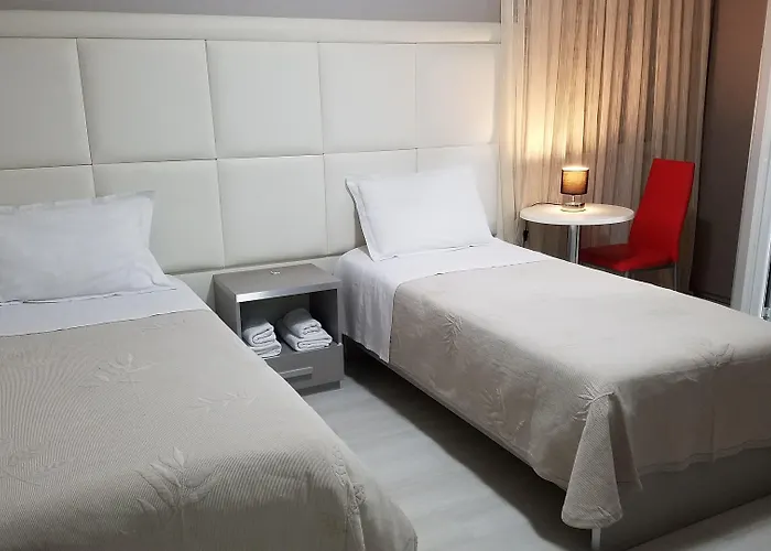 Hotel Freddy'S Hotel Tirana